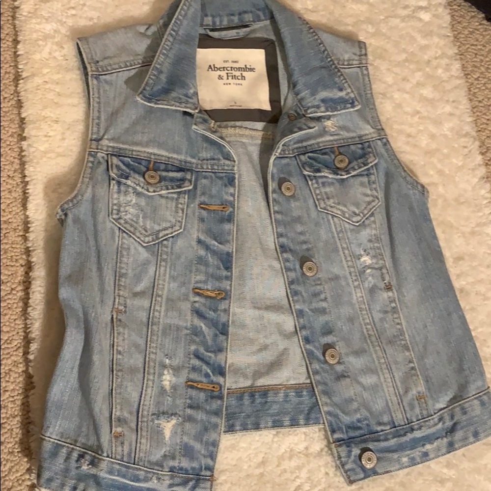 Abercrombie and Fitch denim jean jacket